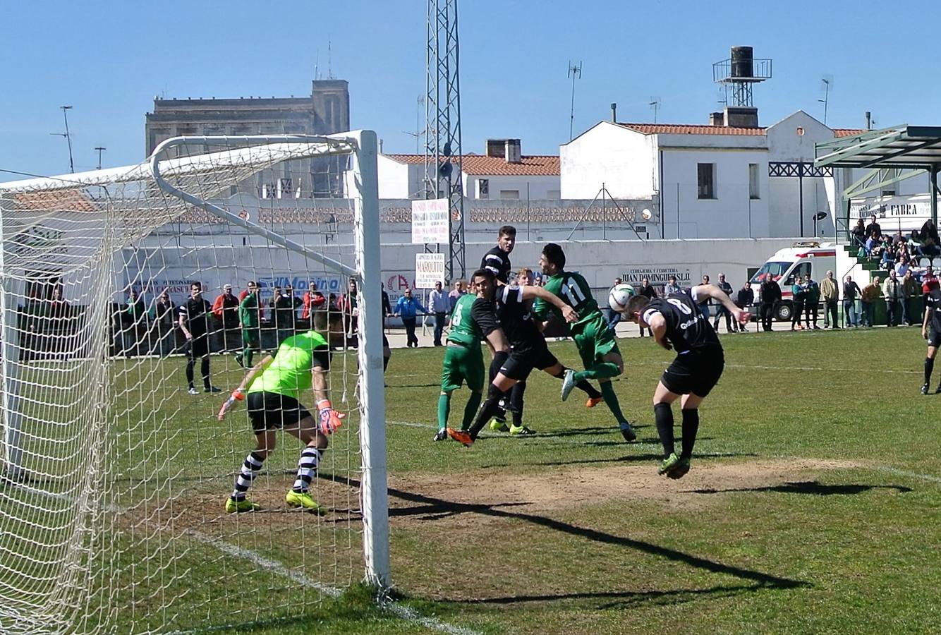 El Moralo se impone al Fuente de Cantos en el ‘juego de los errores’