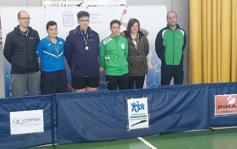 Pablo Rey se clasifica para el campeonato de España de tenis de mesa