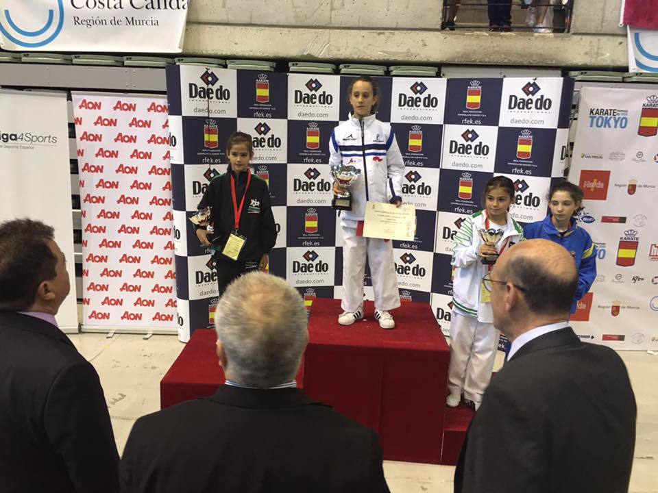 Paula del Toro, subcampeona de España categoría alevín en el Camponato de Kárate celebrado en Murcia