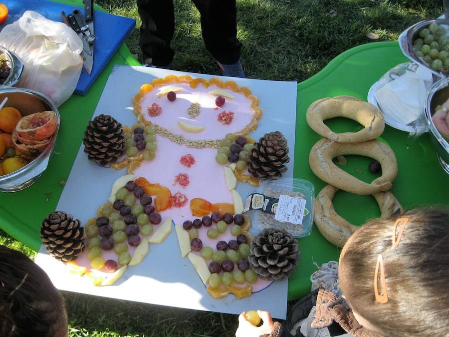 Presentación para los niños de los productos de la 'merendita'. 