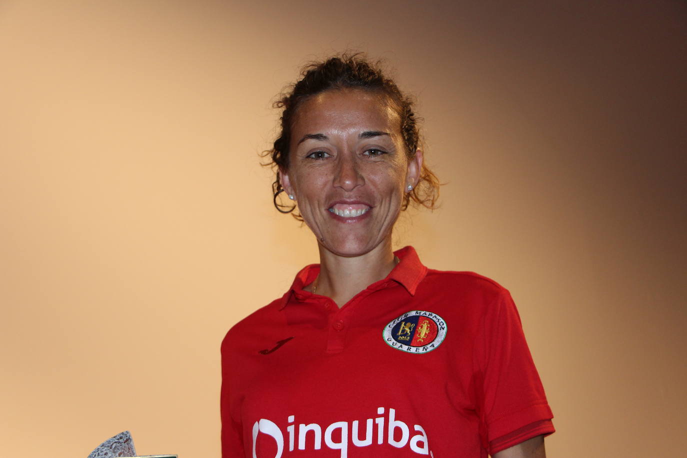 María Eugenia González sonriente por su reconocimiento, un año más, premiada en la Gala del Deporte 2019.