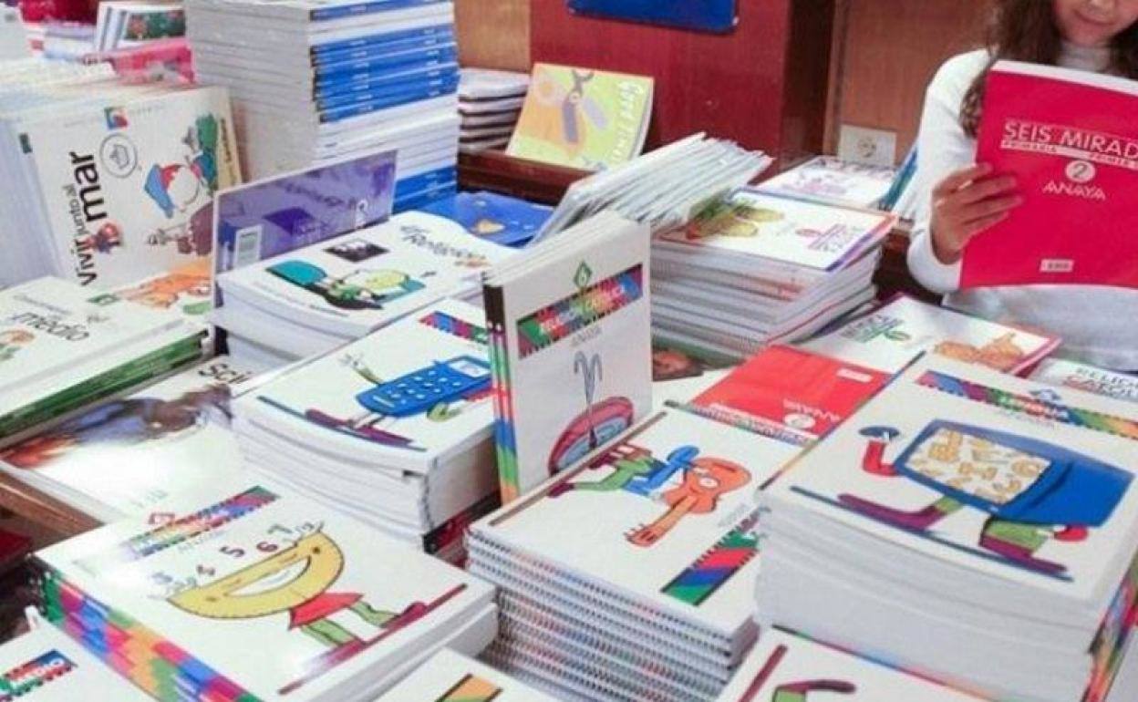Ayudas para la compra de libros de texto y material escolar
