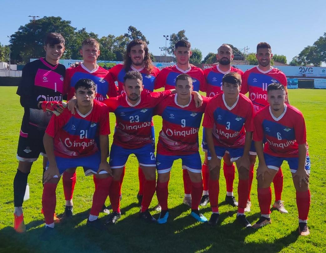 Once titular que presentó Jesús Serrano ayer ante el Hernán Cortés.