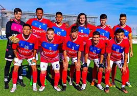 Marco, Andrés Felipe, Sebastián Andrés, Gerardo, Monterrey y José Toledo; agachados, Néstor, Javi Bravo, Alejandro, Joselu y Callejas.