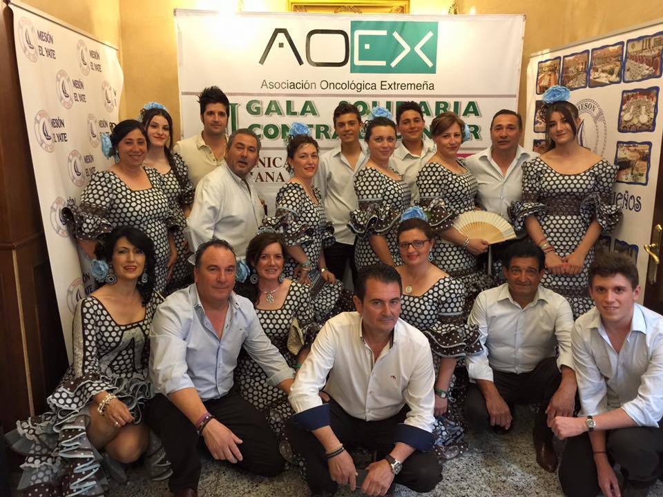 Canto a la Navidad en beneficio de AOEX y Adiscagua