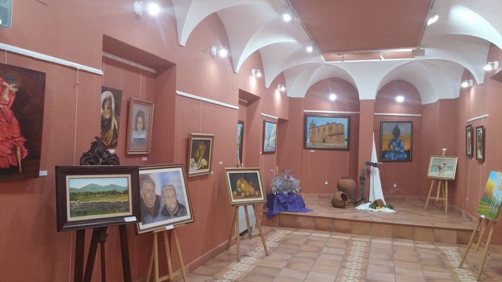 28 obras trabajadas en óleo, cera y pastel se exponen en el Centro Cultural hasta el 30 de diciembre