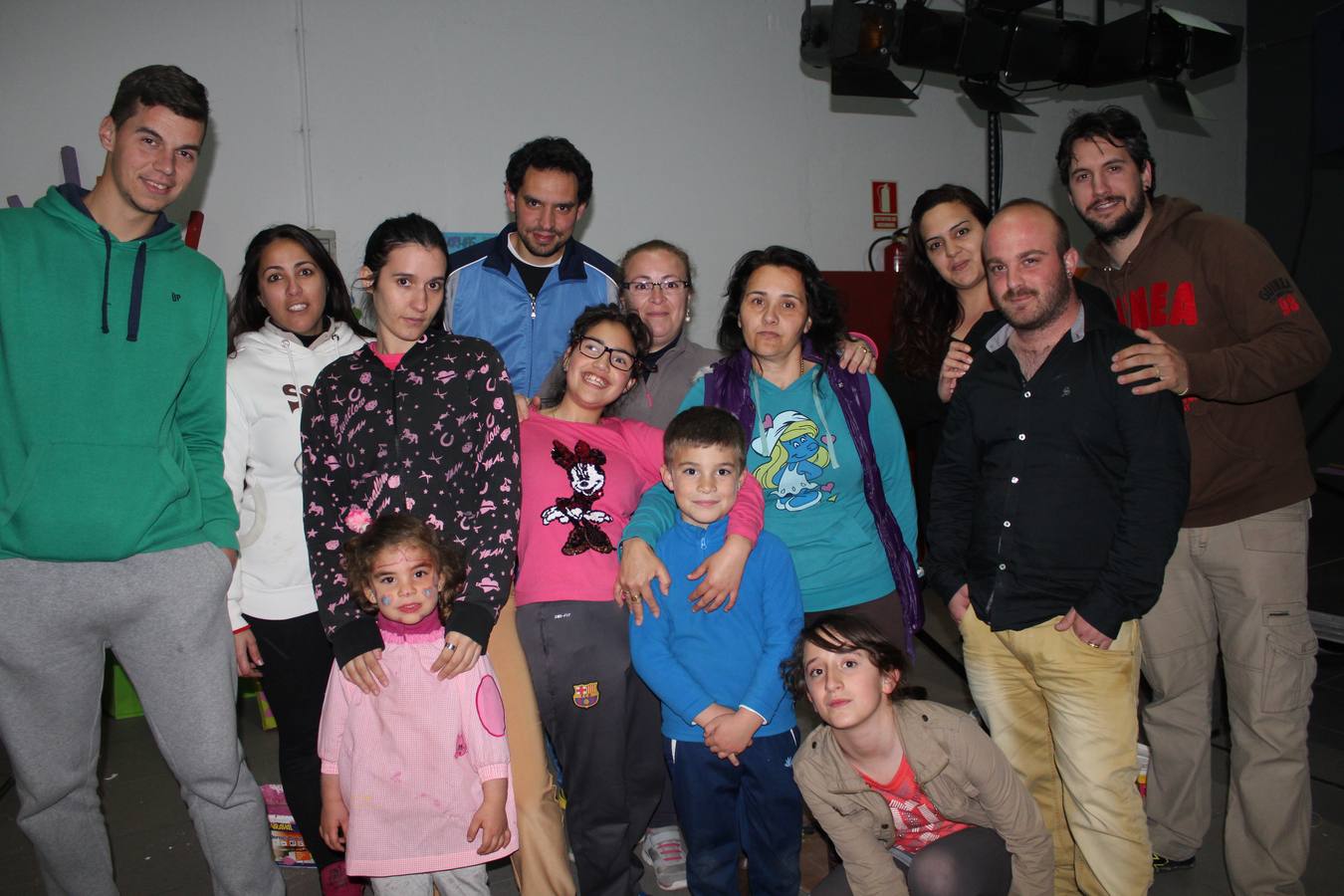 Equipo organizador de la edición 2015, trabajando en el Espacio Joven, también se verán este año.