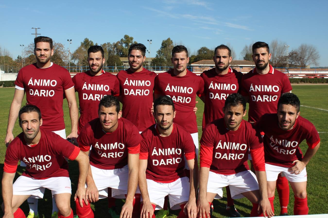 El Guareña ganó fácil al Monesterio y el equipo dedicó la victoria al capitán Darío