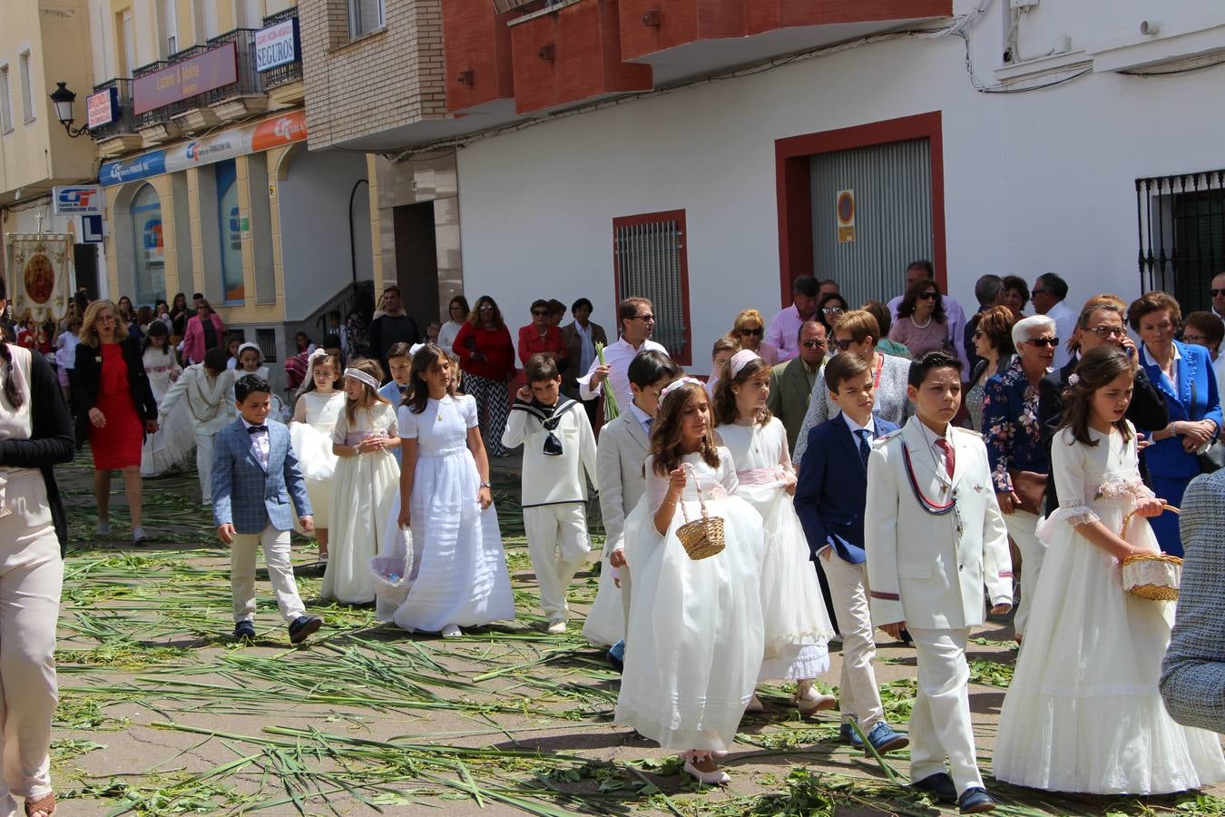 La procesión del Corpus Christi mantiene el recorrido tradicional