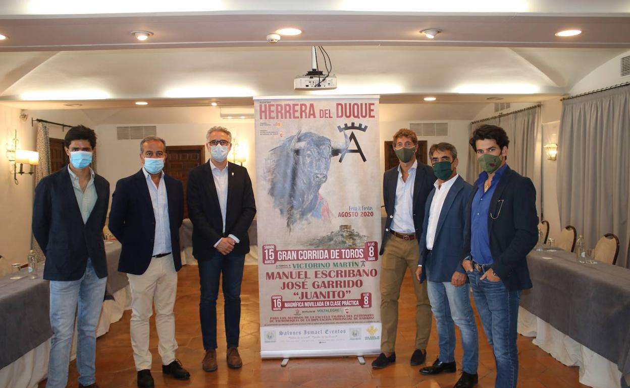 Manuel Escribano, José Garrido y Juan Silva «Juanito» en el cartel de la Feria Taurina de Herrera del Duque con la prestigiosa ganadería de Victorino Martín