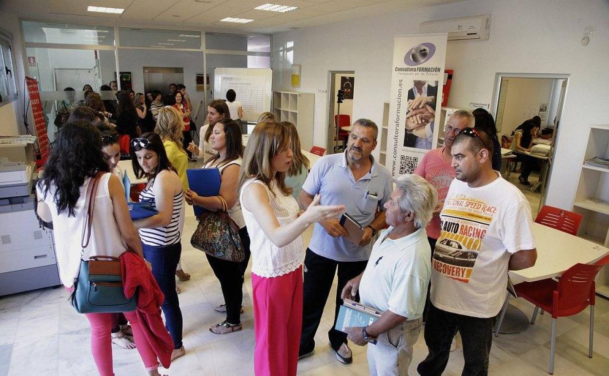 Ayudas a empresas para la contratación de personas sin empleo y a emprendedores