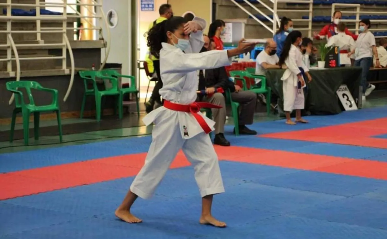 The Municipal Karate-SP School participated this weekend in the Villa de Mora International Championship