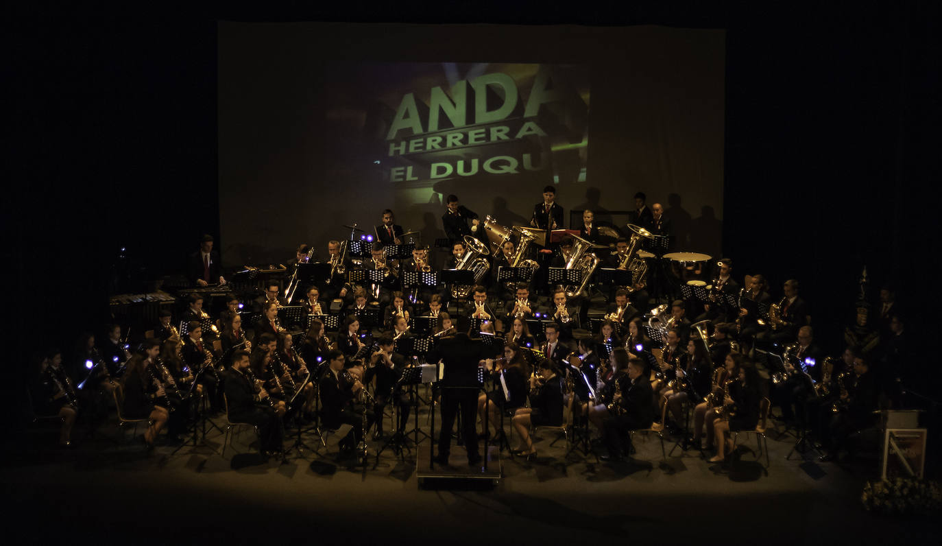 La banda durante uno de sus conciertos
