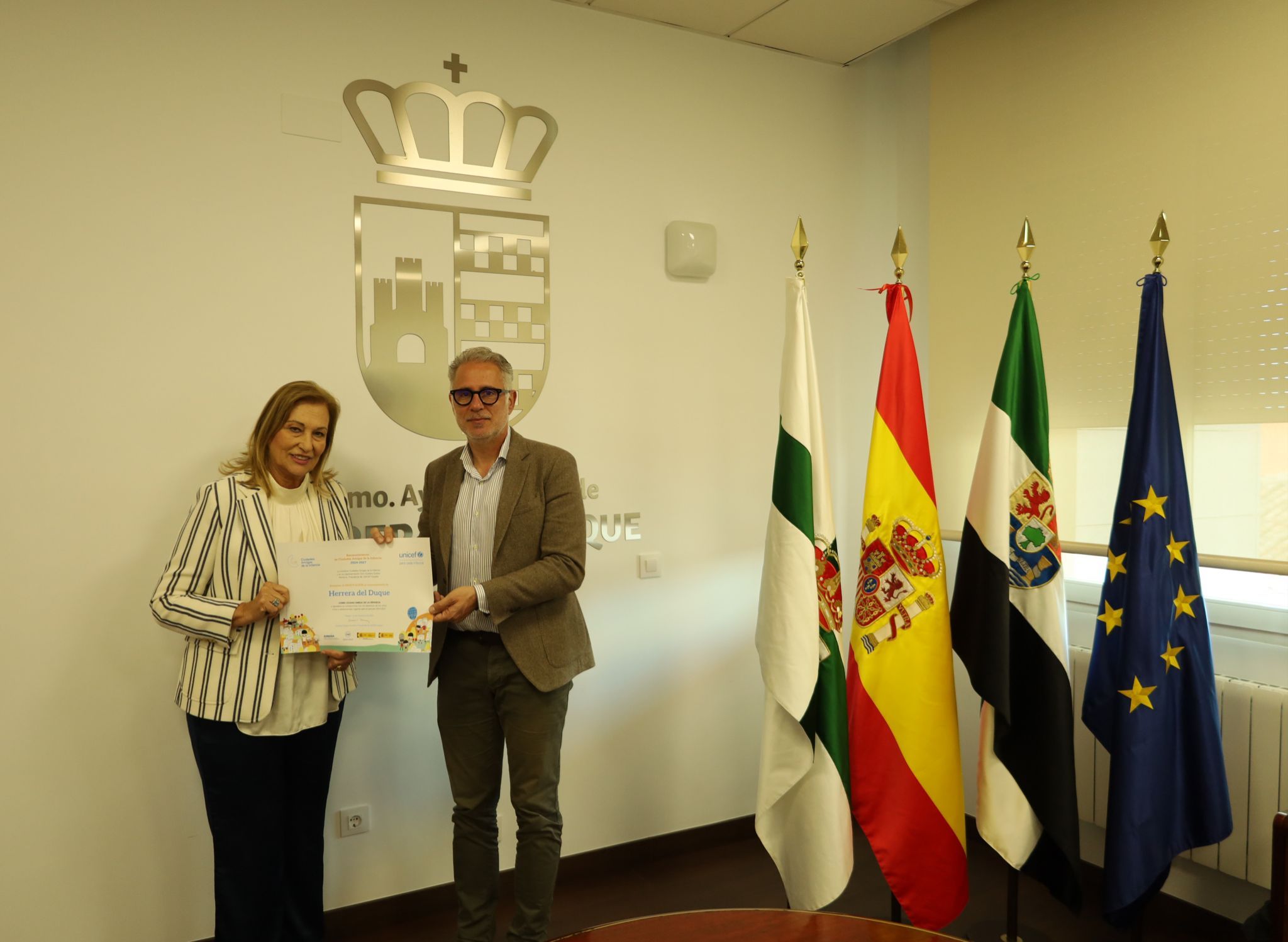 Herrera del Duque renueva su reconocimiento de Ciudad Amiga de la Infancia