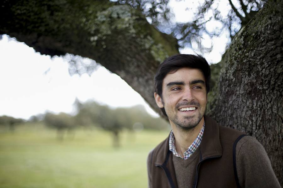 Miguel Ángel Perera, en su finca cercana a Olivenza./