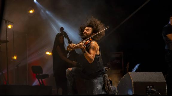Malikian en pleno concierto.