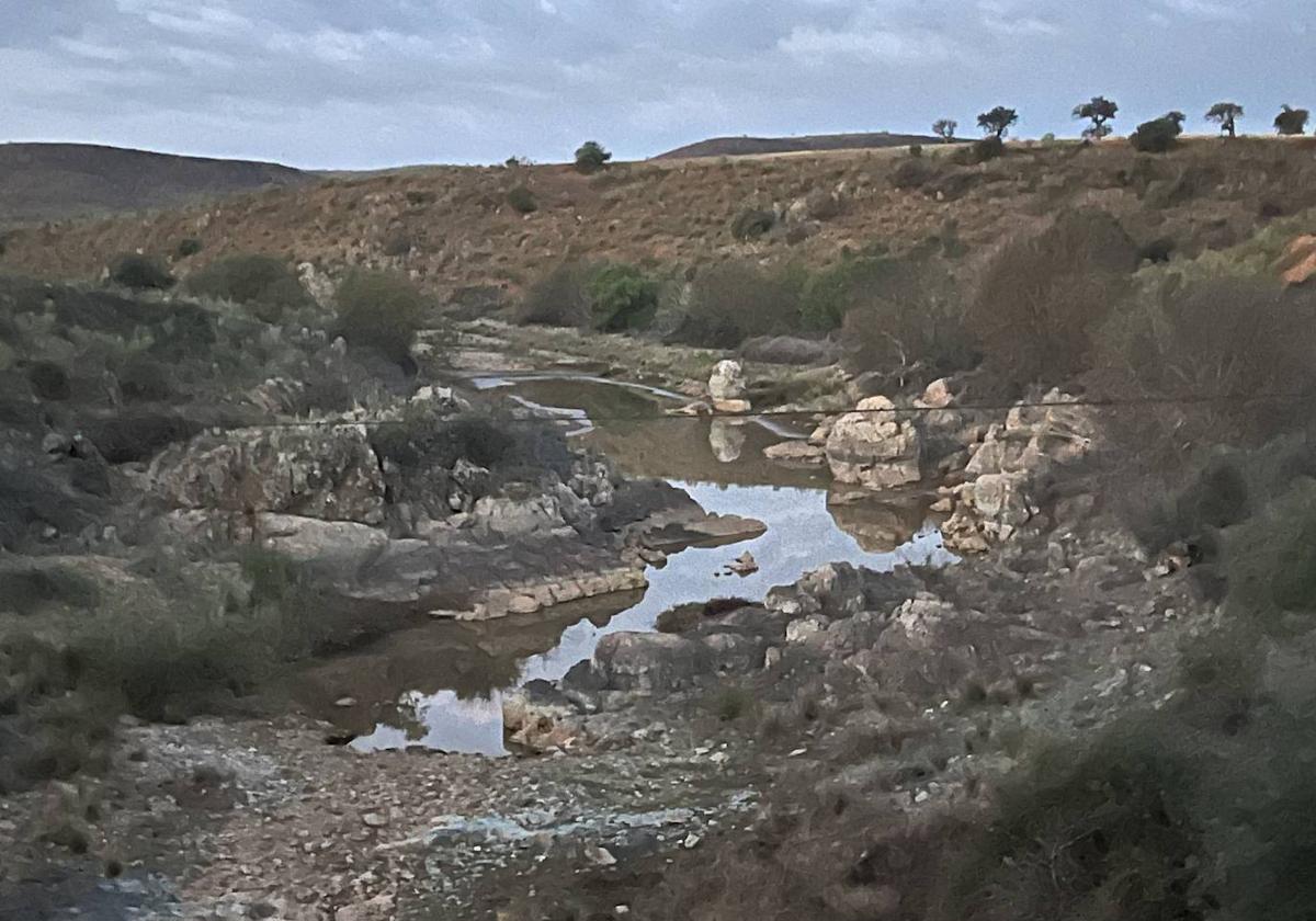 La presa de «Los Molinos» continúa en niveles muy preocupantes