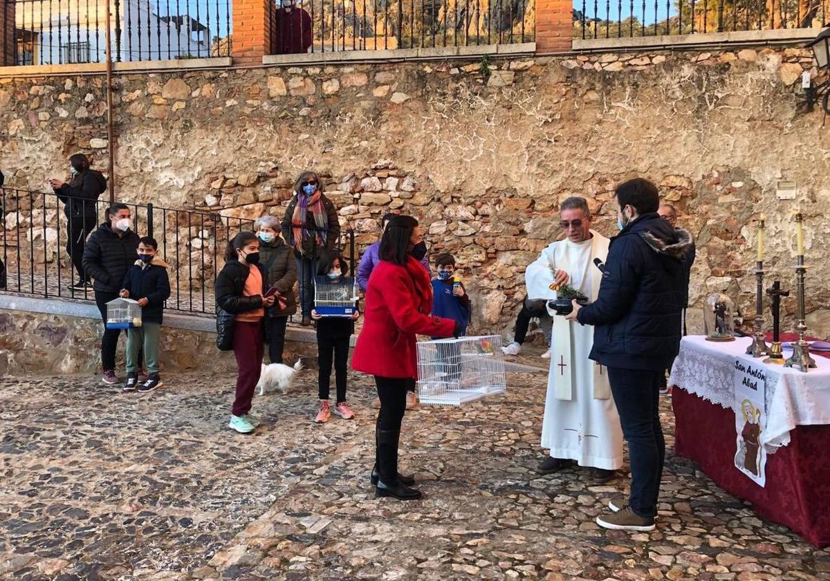 La Comunidad Parroquial celebra hoy 17 a San Antón Abad con la «bendición de los animales»