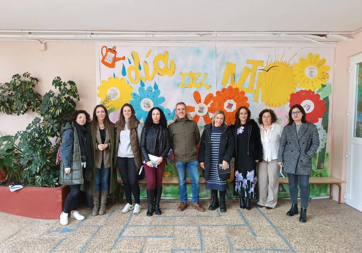 Profesores de centros educativos del «Proyecto Muévete» visitan el CEIP Ntra Sra de los Remedios