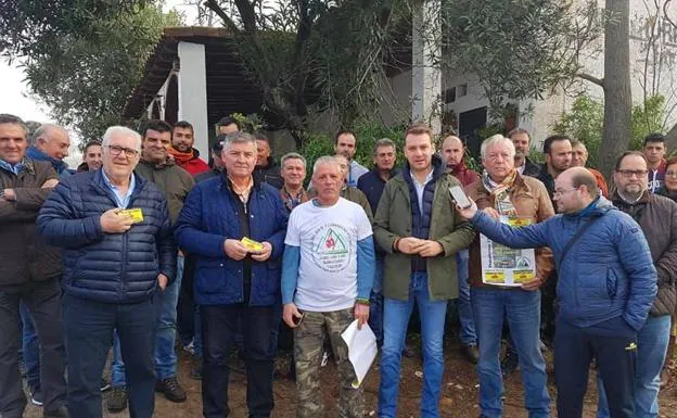 El alcalde de Jaraíz, con los agricultore.