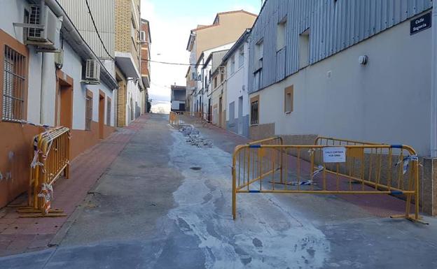Renovación de las redes en la calle Segovia.