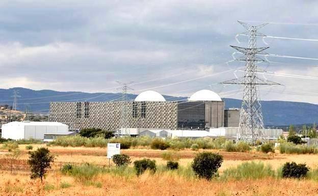 La prórroga en Almaraz «genera más riesgos que empleos», asegura Greenpeace