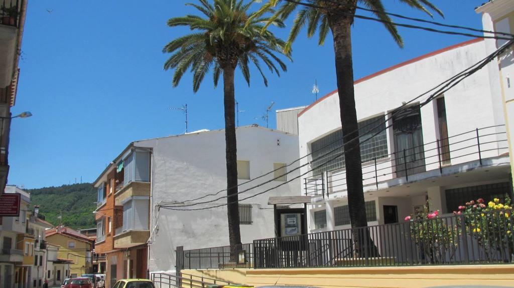 Oficina de Turismo, ubicada en la Casa de la Cultura. 