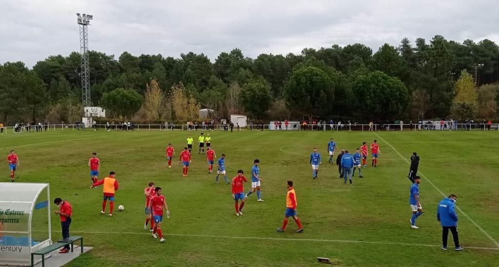 Final del partido entre el Talyuela y Jaraíz.