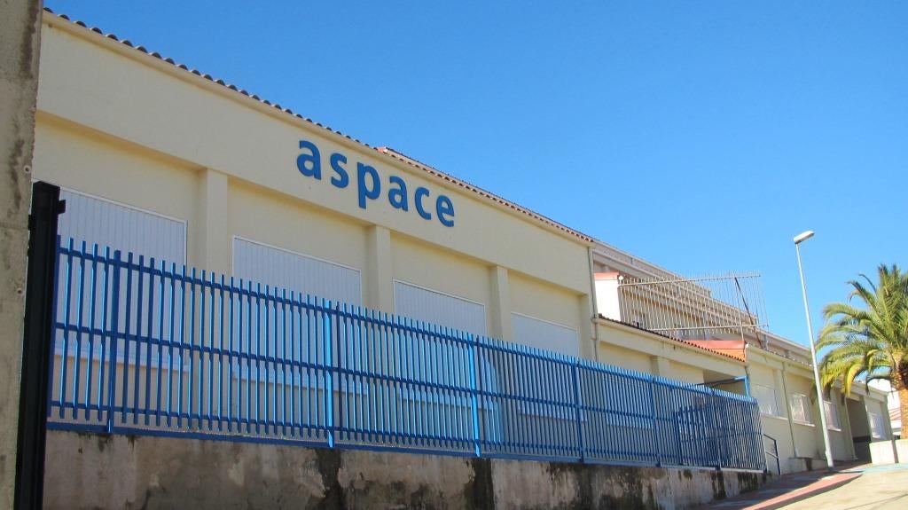Edificio de Aspace en Jaraíz. 
