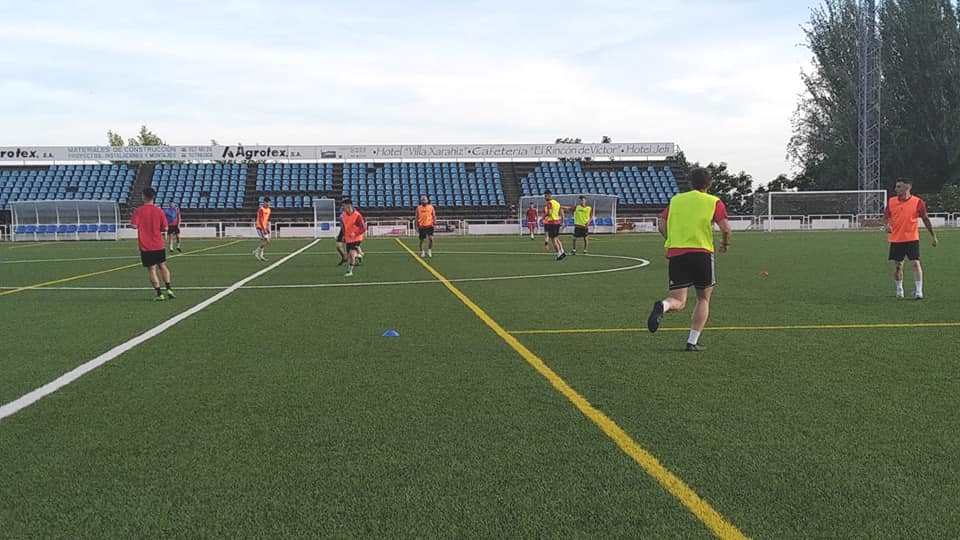 Las 24 horas de fútbol 8 se retrasan por el cierre perimetral de Jaraíz
