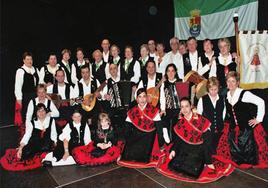 Este mediodía actúan en el Avenida los Coros y Danzas Virgen de Guadalupe de San Sebastián