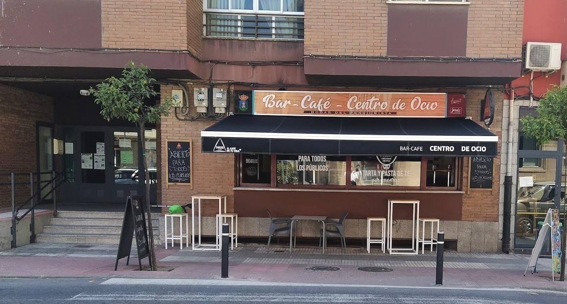 El bar-cafetería del Hogar de Mayores abre sus puertas a todos los públicos