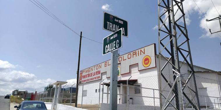 Las calles del polígono industrial El Pocito estrenan nomenclaturas y señalización