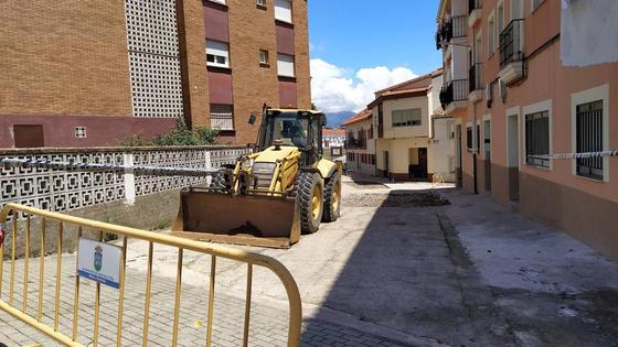 Reparación del pavimento de una docena de calles del casco urbano