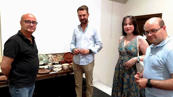 Javier Vidal expone obras de cerámica en el Museo del Pimentón