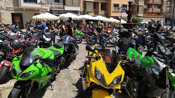 La concentración nacional llena Jaraíz de motos y visitantes
