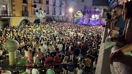 La Plaza Mayor acoge esta noche el concierto de Sergio Cepeda y Los Malditos