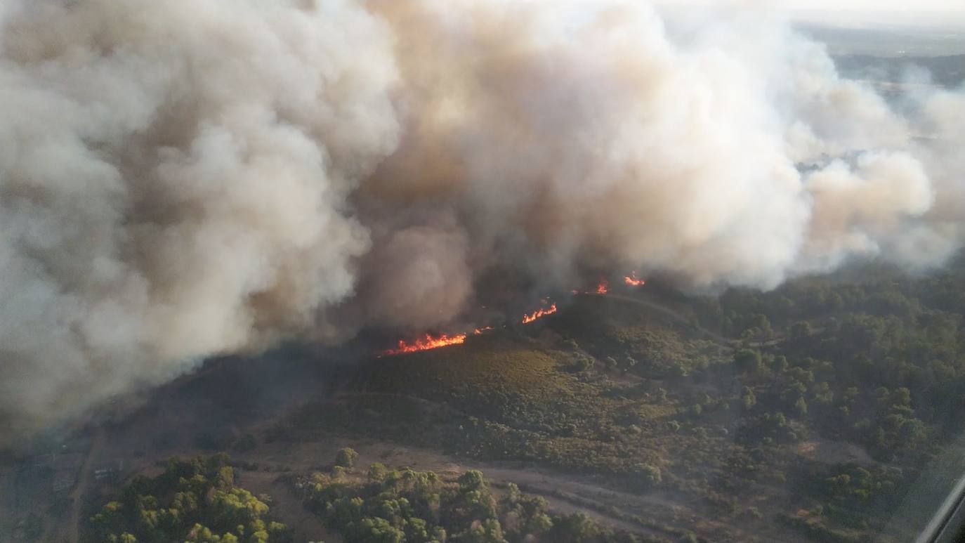 Queman la dehesa boyal de Jaraíz y la finca El Rivero