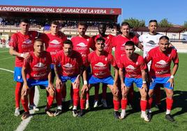 El CF Jaraíz al inicio del partido jugado en el polideportivo municipal.