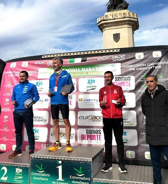 Podio para Juanjo Hernández en la media maratón de Medellín