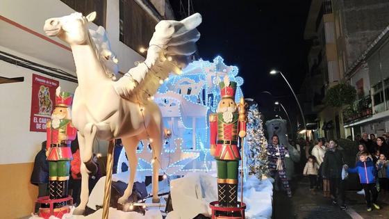 El sábado volverá a desfilar por las calles de Jaraíz la carroza Disney