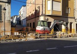 Acceso cortado desde la travesía a la Ronda de San Isidro.