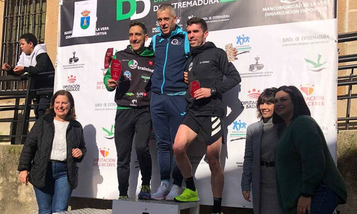 Podio de la San Silvestre jaraiceña de 2022. 