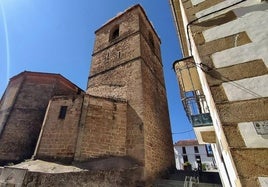 Ábside, sacristiía y esbelta torre. Ésta última del siglo XV.