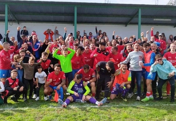 Aficionados jaraiceños, jugadores, técnicos y directivos celebran este importante triunfo.