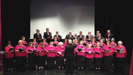 La coral Amigos de la Música de Navalmoral ofrece un concierto de Navidad