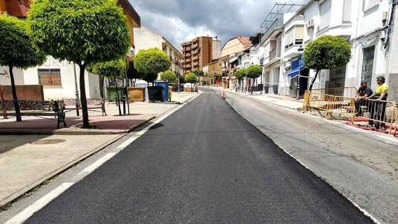 Comienza el arreglo del firme del tramo urbano de la carretera EX-392