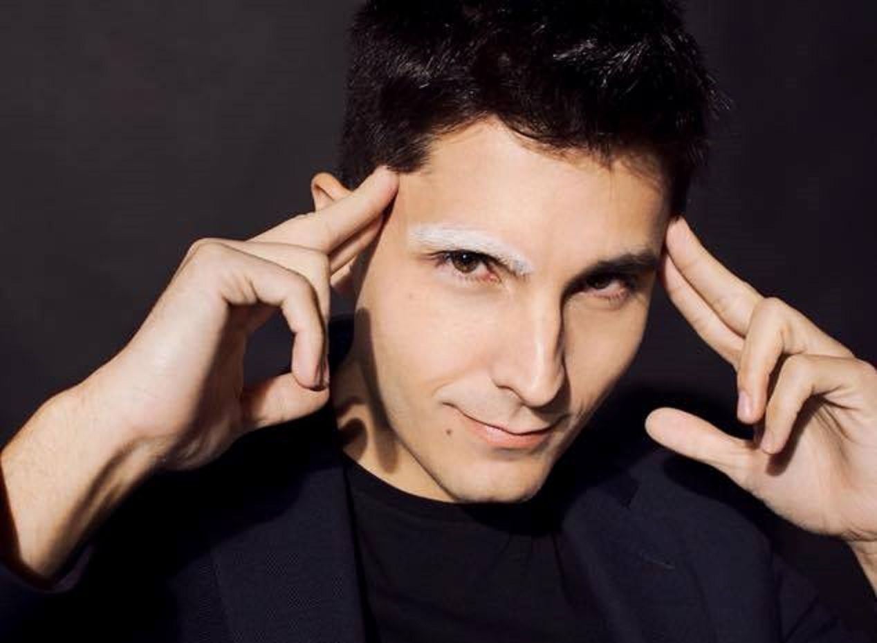 Hoy, el ilusionista Jorge Luengo, campeón de la magia