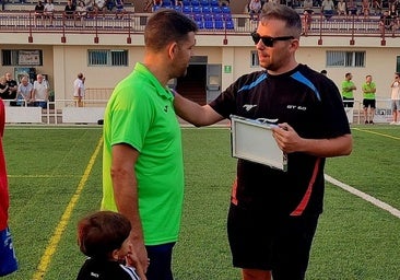 El Jaraíz homenajea al ex portero Luis
