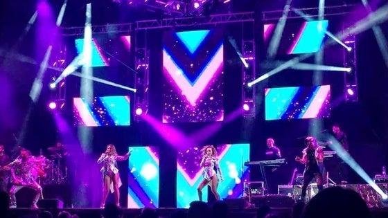 El viernes actúa la orquesta La Huella en el polideportivo